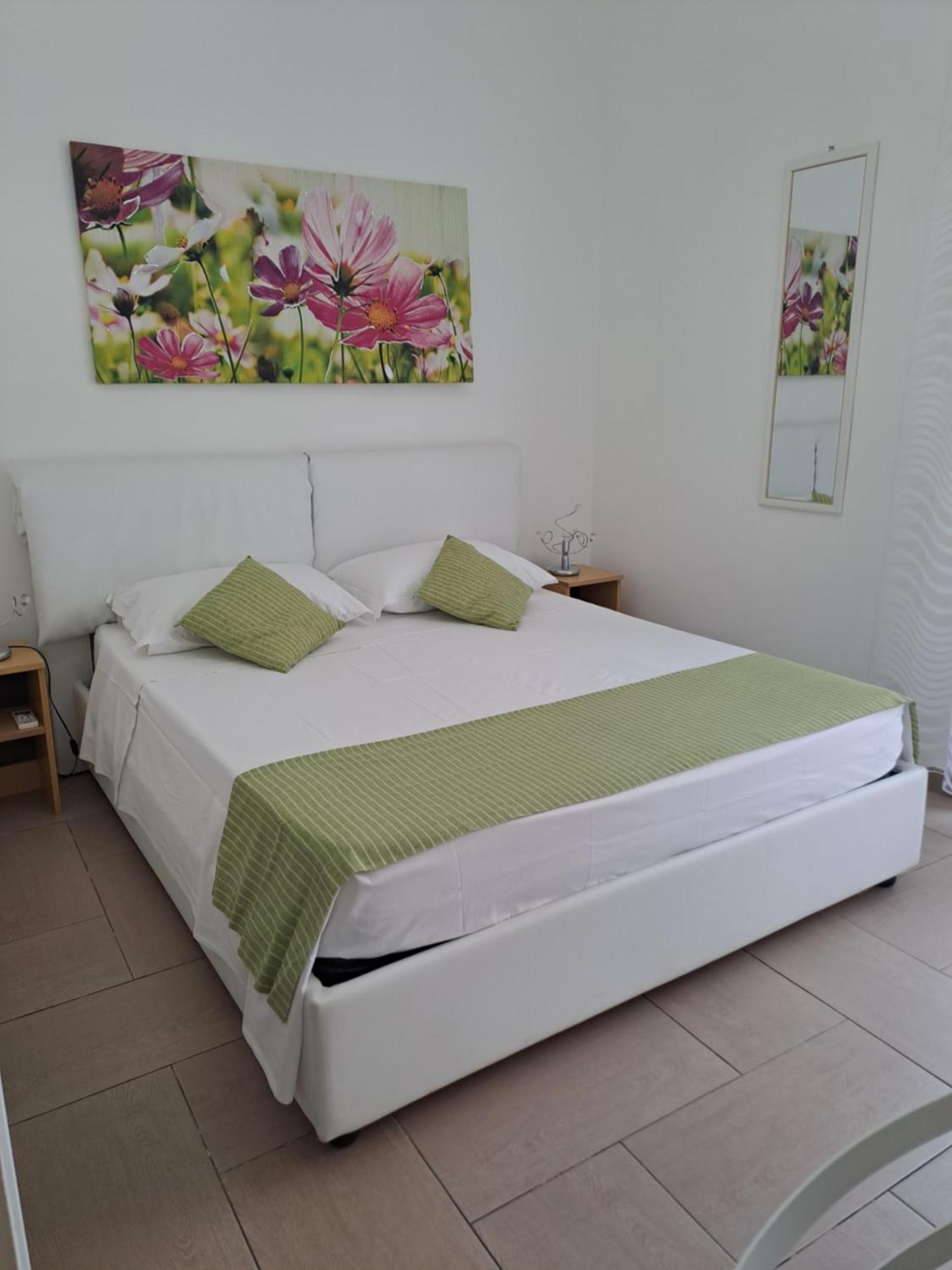 B&B Fior Di Mare ปอร์โตเชซาเรโอ ภายนอก รูปภาพ