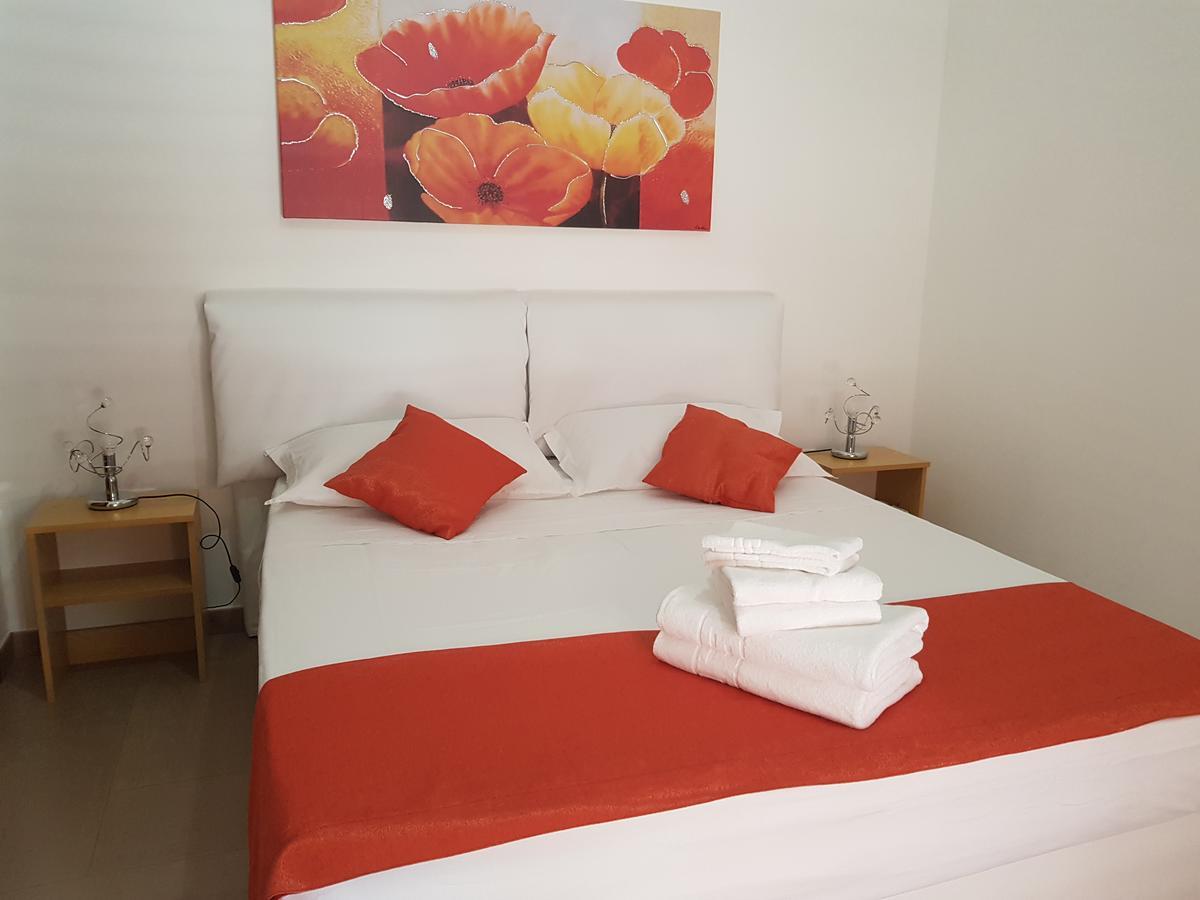 B&B Fior Di Mare ปอร์โตเชซาเรโอ ภายนอก รูปภาพ